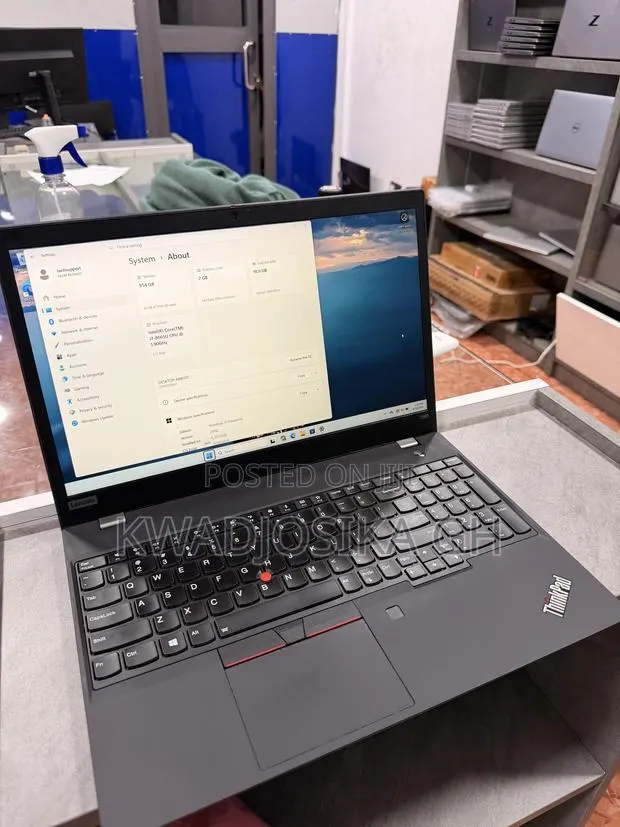 Laptop Lenovo ThinkPad T580 16GB Intel Core i7 SSD 1T · Photo 1