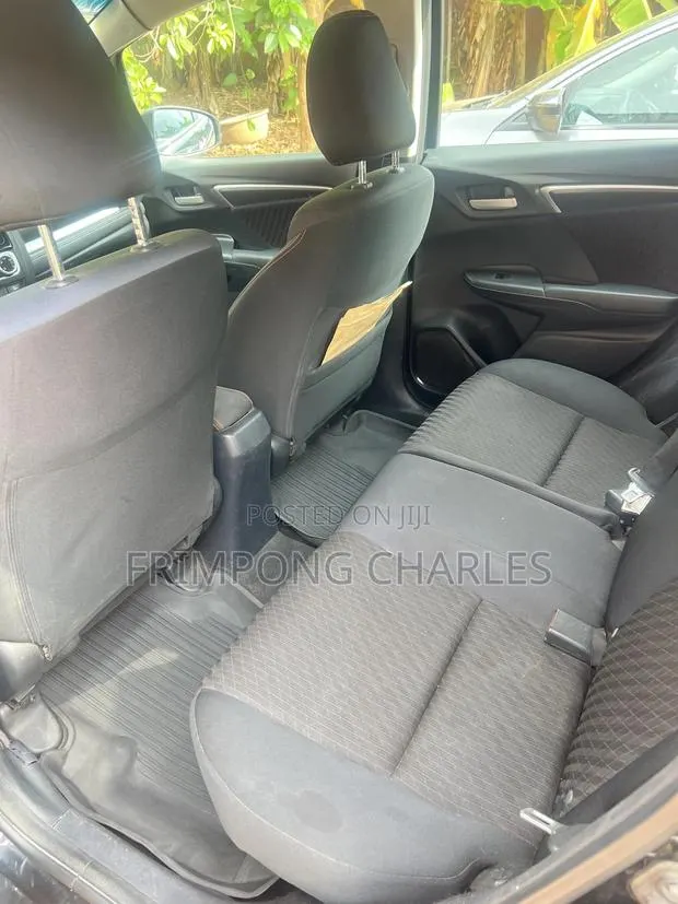Honda Fit 2018 Black · Photo 1