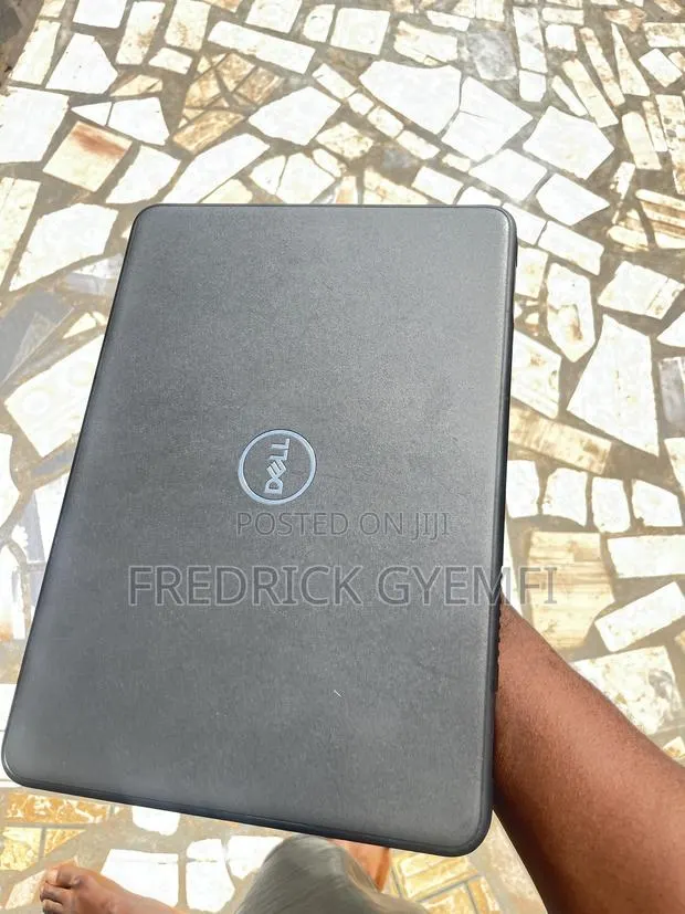 New Laptop Dell Latitude 3310 8GB Intel Core i5 HDD+SSD 256GB · Photo 1