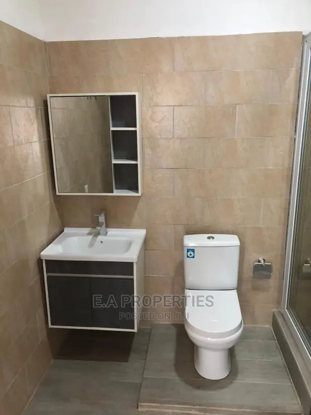 4bdrm House in E a Proprties, Ghana Flag for Sale · Photo 1