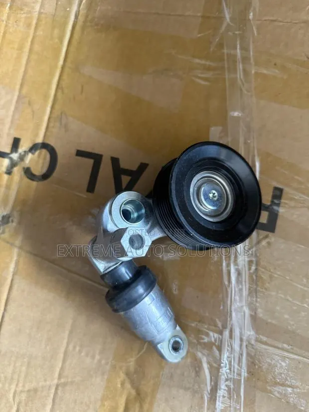18-23 Honda Accord 1.5 L Auto Drive Belt Tensioner · Photo 1