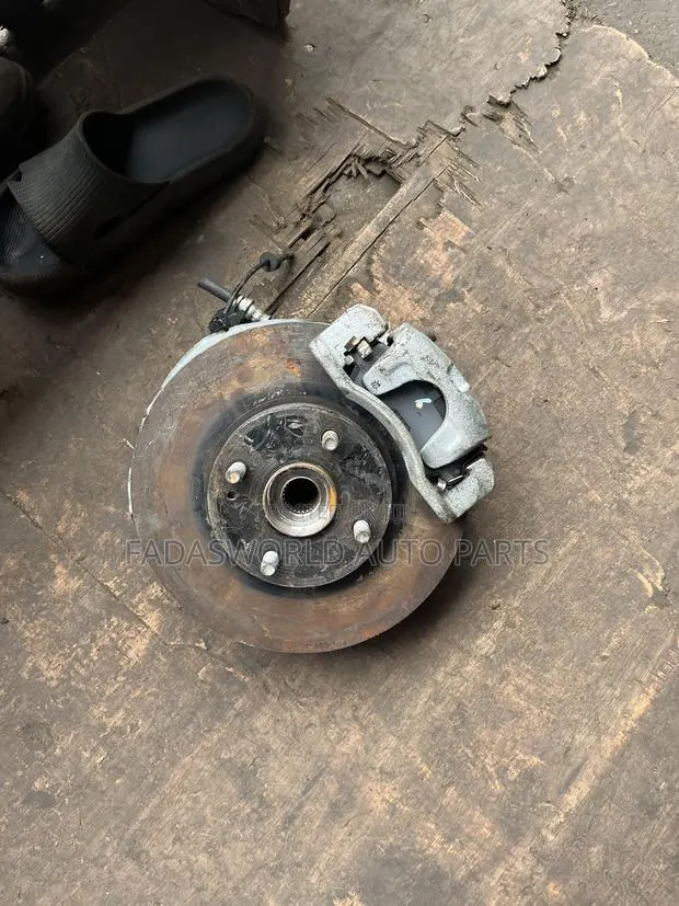 Toyota IA Front Hub Complete · Photo 1