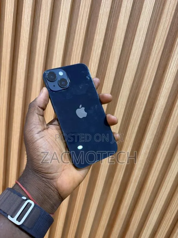 Apple iPhone 14 128 GB Blue · Photo 1