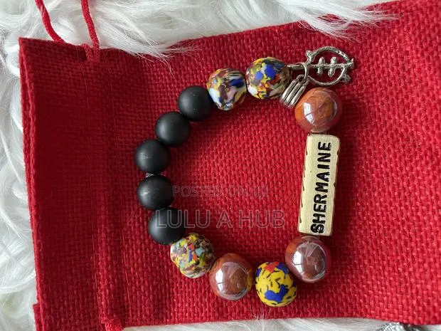 Beautiful Customized Bracelet · Photo 1