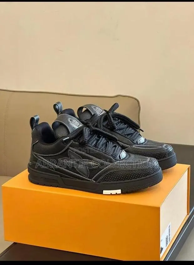 Louis Vuitton Lace Up Skate All Black · Photo 1