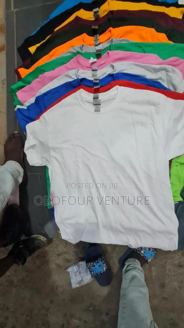 Gildan Round Neck T-Shirts