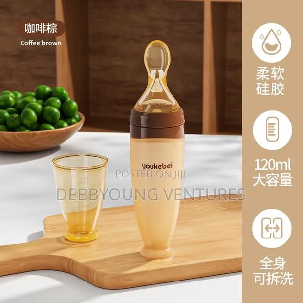 Silicone Baby Feeding With Spoon · Photo 4