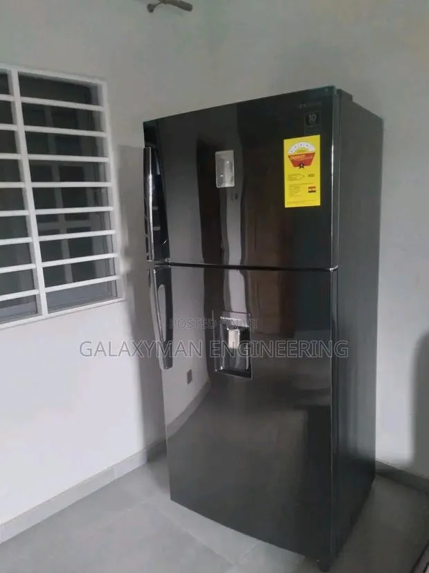 Refrigerator Specialist · Photo 1