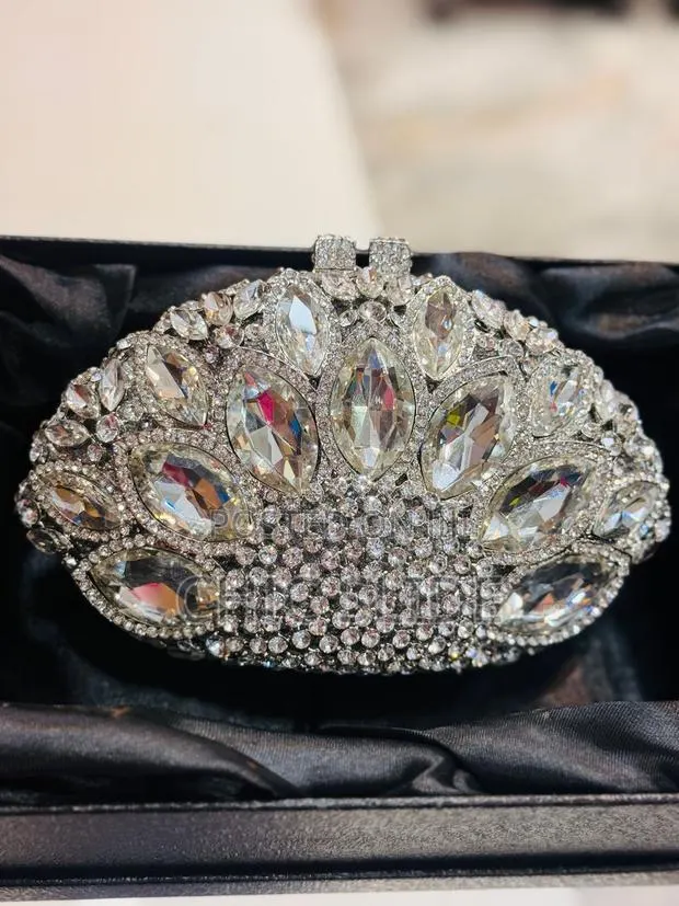 Crystal Clutches · Photo 1