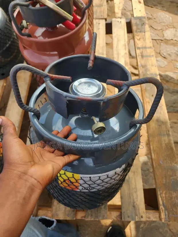 Gas and Stoves · Photo 1