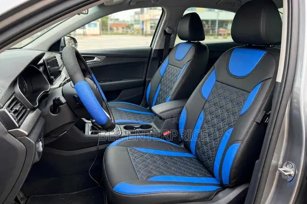 Black and Blue Diamond Luxury Seat Cover-Full Set · Photo 1