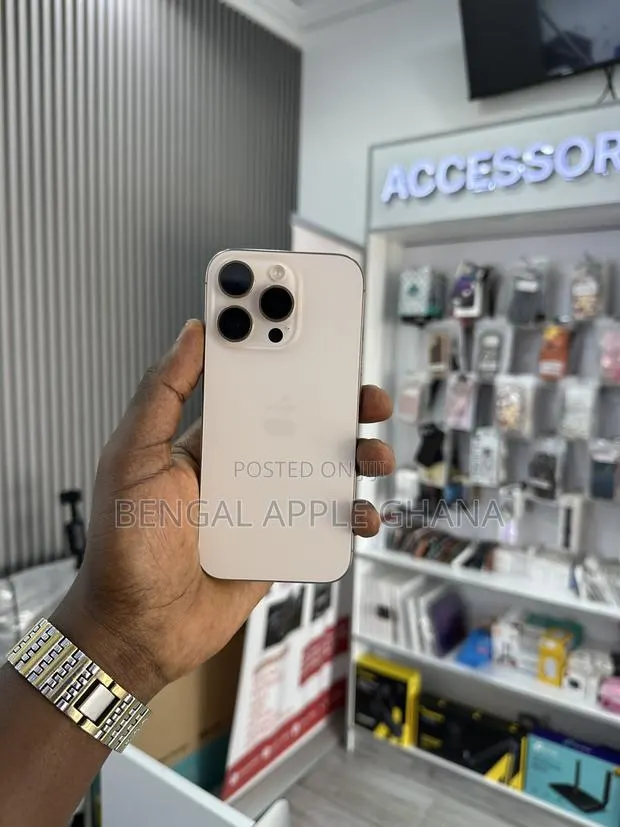 Apple iPhone 16 Pro 128 GB Rose Gold · Photo 1