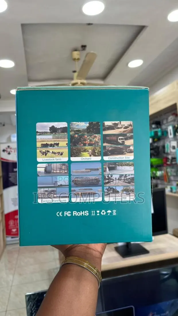 V380 Max P19SE 4G Triple Lens Solar Outdoor Camera · Photo 2