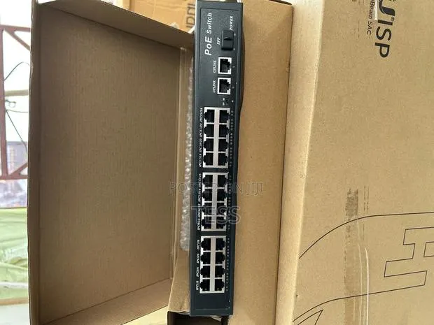 Poe Switch 24port With 2uplink Gigabit Unmanaged · Photo 1