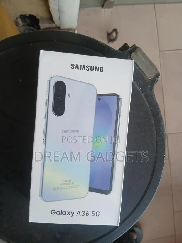 New Samsung Galaxy A36 256 GB White · Photo 1