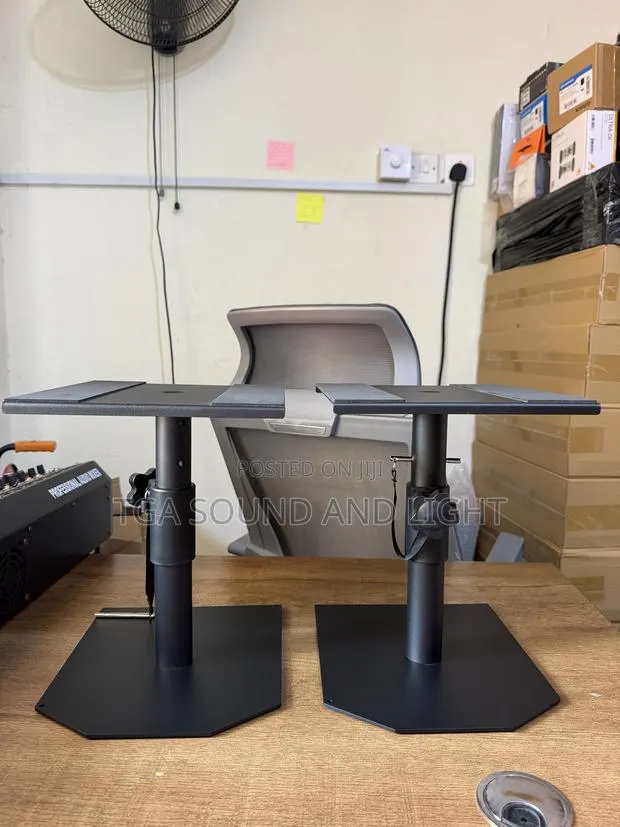 Heavy Duty Desktop Studio Monitor Stand - Pair · Photo 1