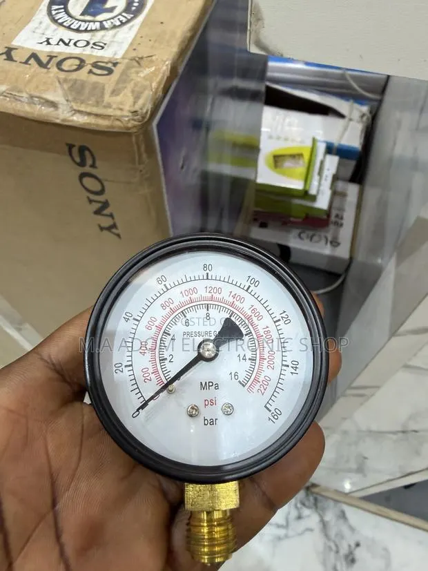 New Pressure Gauge · Photo 1