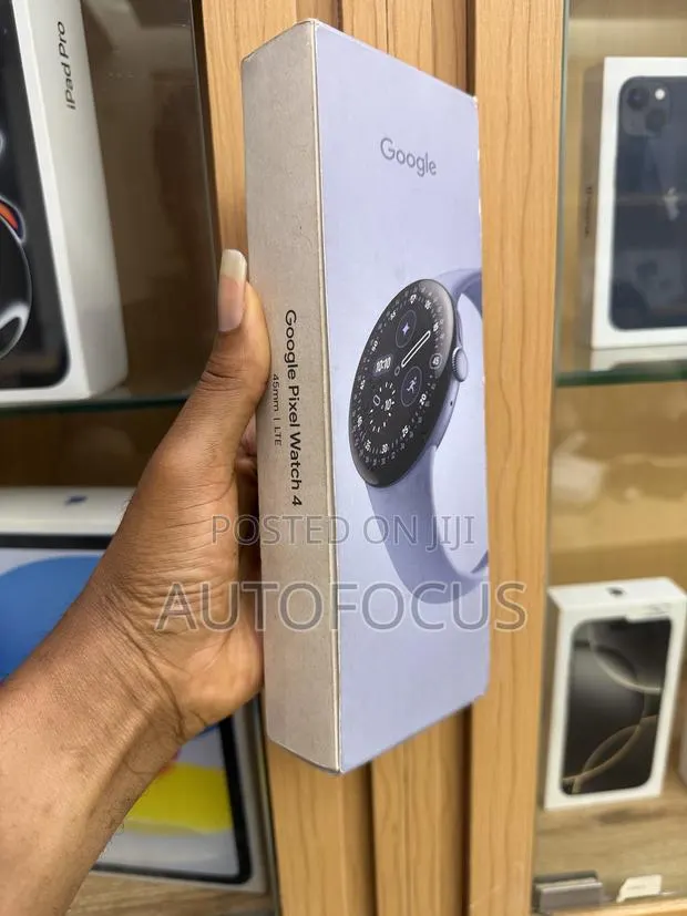 Google Pixel Watch 4 45MM LTE · Photo 1