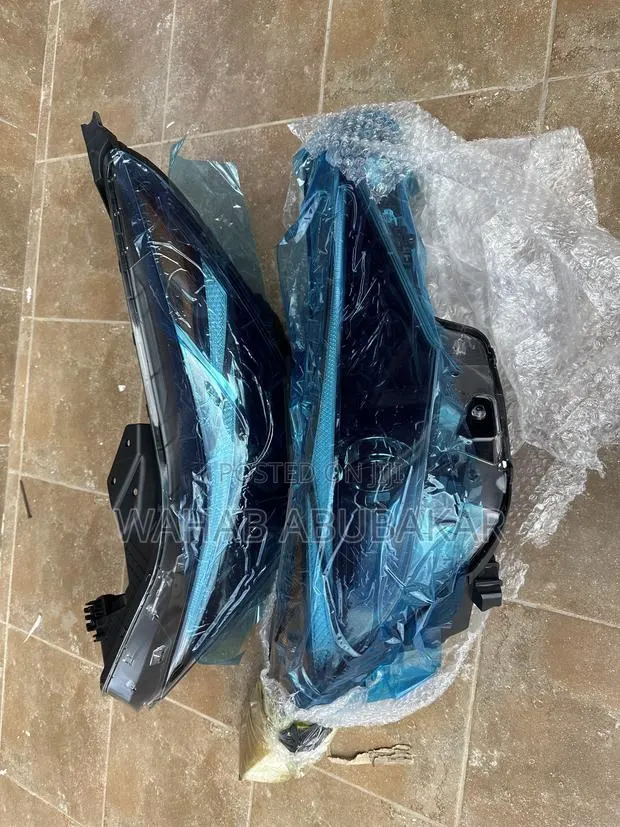 Hyundai Elantra 2021 Headlights Pair · Photo 1