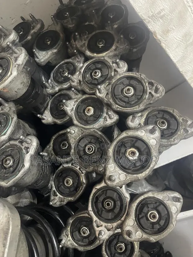 W204 Back Shock · Photo 1