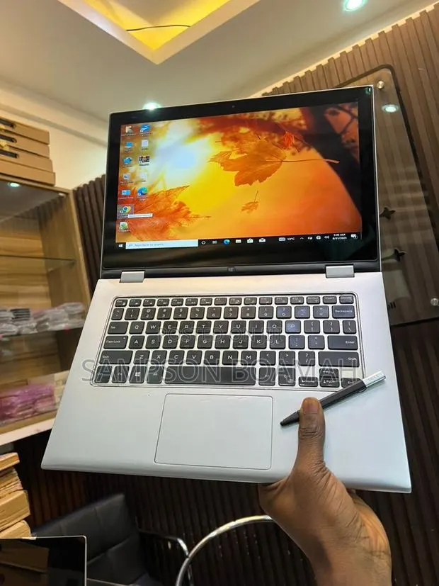 New Laptop Dell Inspiron 13 5368 8GB Intel Core I5 SSD 256GB · Photo 1
