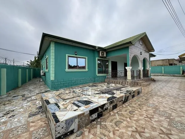 4bdrm House in Kokrobite, Weija for rent · Photo 1