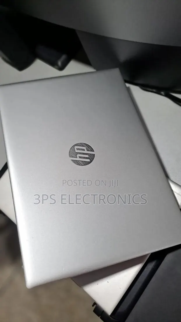 Laptop HP ProBook 645 G4 8GB AMD Ryzen 3 HDD+SSD 500GB · Photo 1