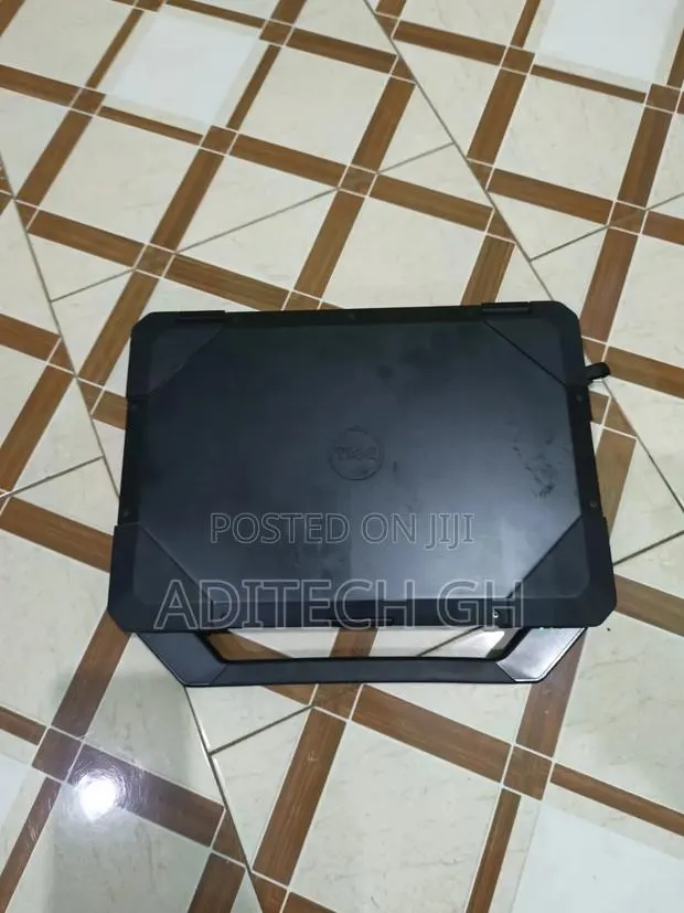 Laptop Dell Latitude 5430 Rugged 24GB Intel Core i7 SSD 512GB · Photo 1