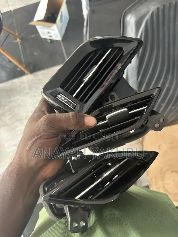 Acura RDX Dashboard Ac Vents · Photo 1