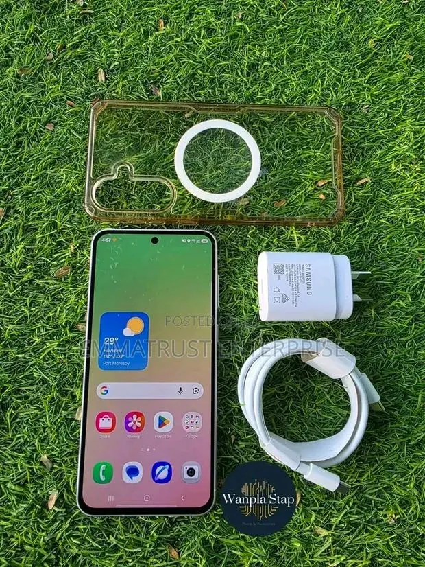 New Samsung Galaxy A56 128 GB Silver · Photo 1