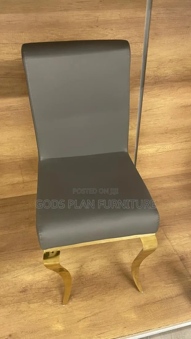 Beige Chair Mc · Photo 1