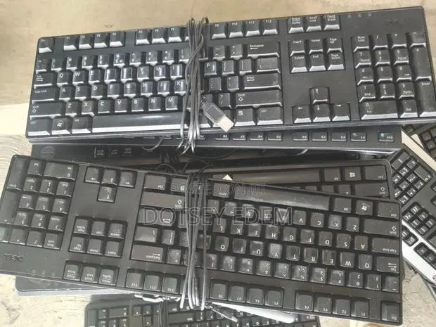 Desktop Keyboards · Photo 1