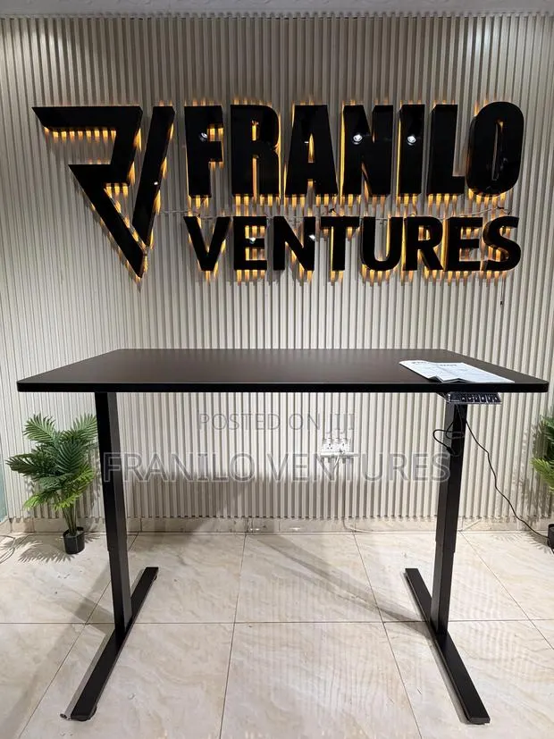 Flexispot En1 Complete Standing/Electric Desk(140x70cm) · Photo 1