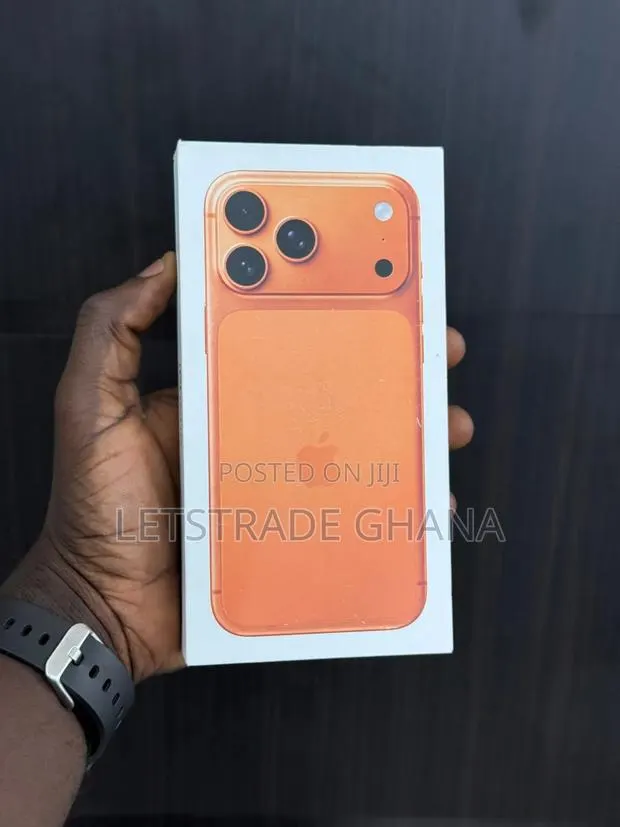 New Apple iPhone 17 Pro Max 256 GB Orange · Photo 1