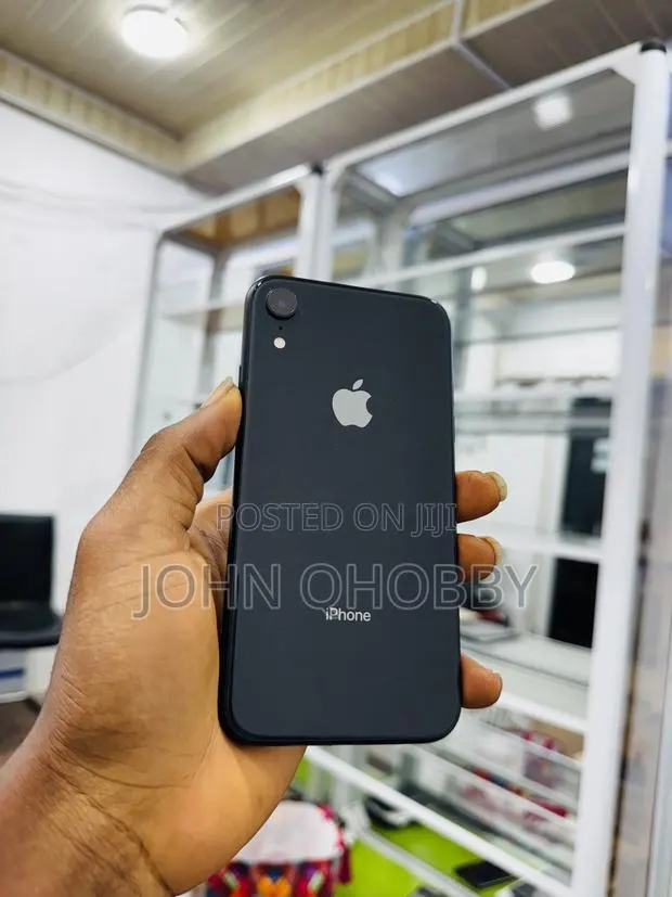 Apple iPhone XR 64 GB Black