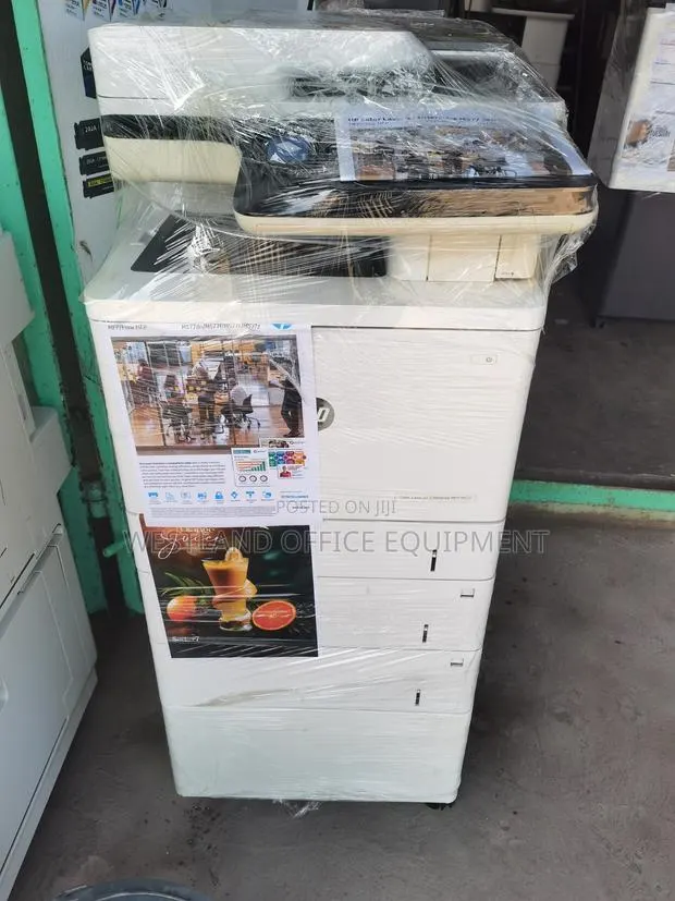 HP Color Laserjet 577 · Photo 1