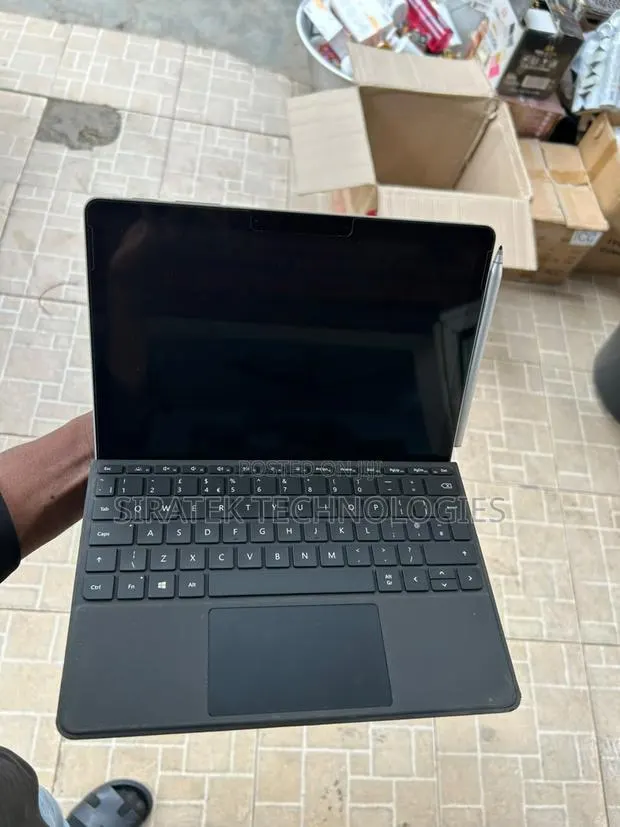 Laptop Microsoft Surface Go 3 8GB Intel Core i3 eMMC 128GB · Photo 1
