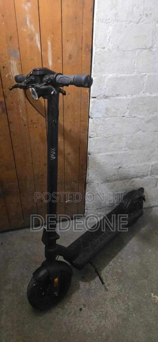 V Max Electric Scooters · Photo 1