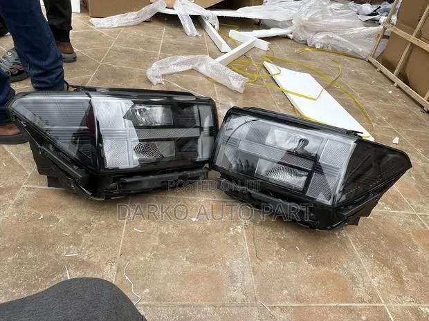 Hyundai Santa Fe 2024-2026 Headlights Available Now · Photo 1