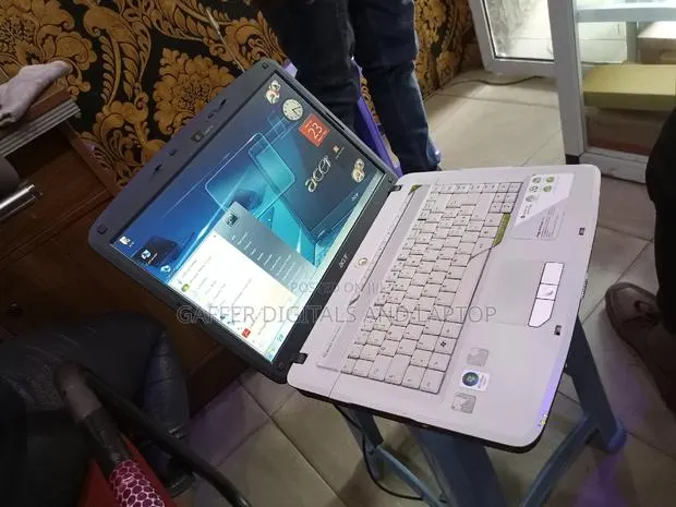 New Laptop Acer Aspire 1 A114-32 3GB Intel Core 2 Duo HDD 250GB · Photo 1