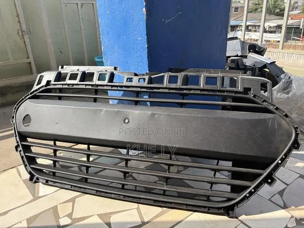 I10 2014 Grande Down Grille · Photo 1