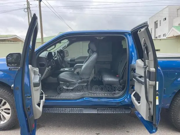 Ford F-150 XL 4x2 SuperCrew Cab Styleside 5.5 ft. box 145 in. WB 2018