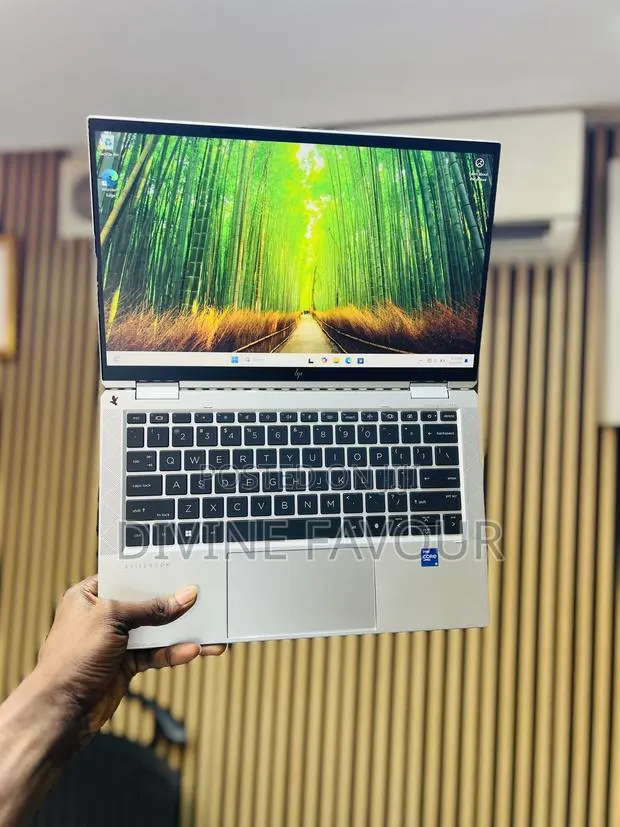 Laptop HP EliteBook x360 1030 G8 16GB Intel Core i5 SSD 256GB · Photo 1