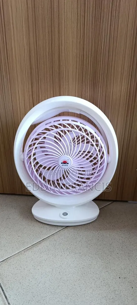 Rechargeable Desk Top Fan · Photo 1