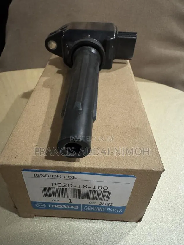 Mazda Ignition Coil PE20-18-100 · Photo 1
