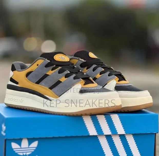 Adidas Forum Puffed “Black Oat Off White” · Photo 1