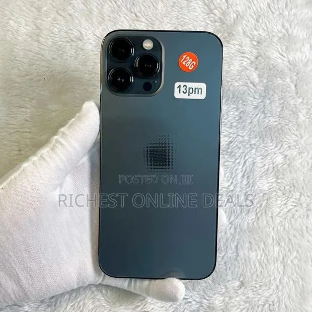 Apple iPhone 13 Pro Max 128 GB · Photo 1