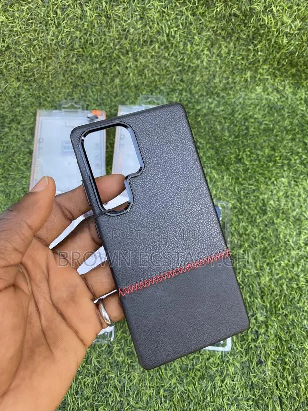 Samsung Galaxy S25 Ultra Military Grade Leather Case · Photo 1