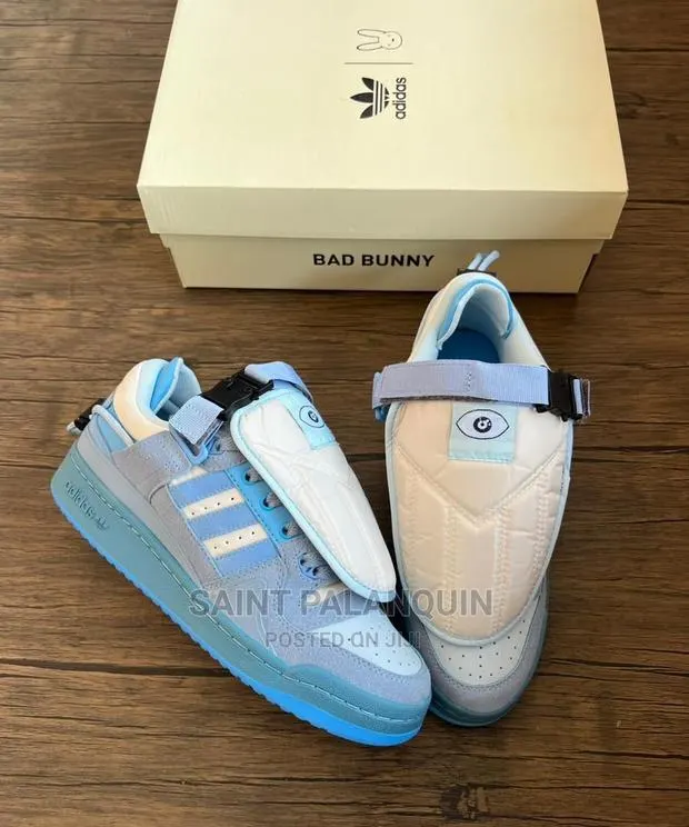 Adidas Bad Bunny · Photo 1