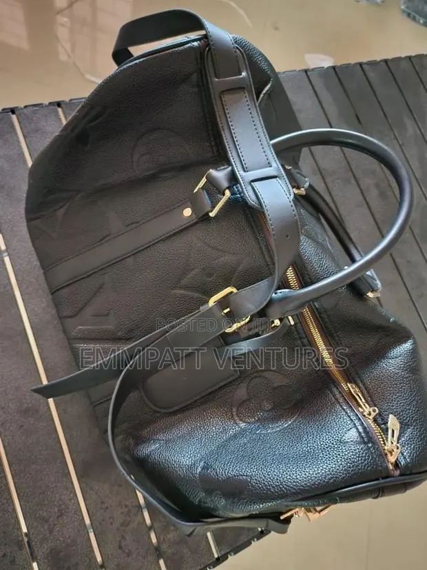Quality Durable Stylish Bags · Photo 1